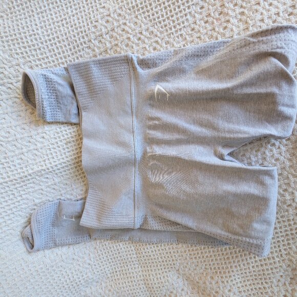 Gymshark small - Picture 1 of 3